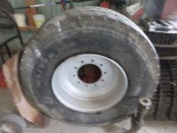 roue de rechange 445/65R22.5  - neuve