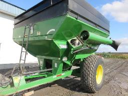 grain cart Brent 672 