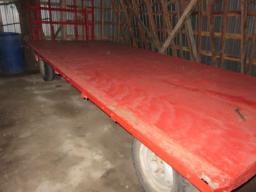 voiture plate-forme  17 pds 4 roues 