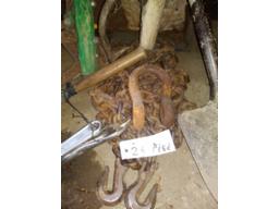 24 ft chain  & miscellaneous 