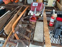 saw- hammer- traction aid