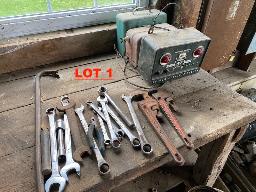 3  fence electrificator - rench- clef 