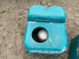 Sueva 630 isolated   plastic water bowl 