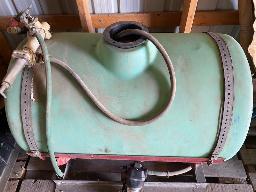 PVC tank 50gls, 12 Volts pump