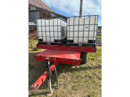 water trough on the field 4000 liter 