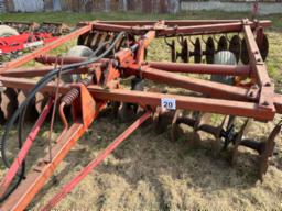 M.F. 520 disc harrow - new tires 