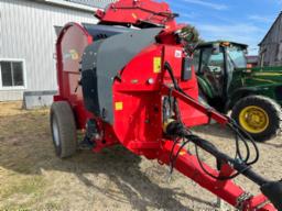 Anderson chopper- blower Pro Shop No 150 for 2- 5 ft round bale, camera & cutter 1in ,   22.5 tires, ( 2022) 