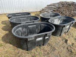 2Rubber Maid 100 gls X $190 00