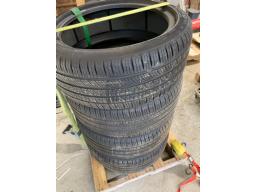  4- 255/40R20 tires 