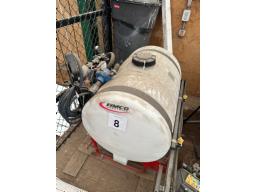 petit pulvérisateur Finco 55 gals, pompe et rampe att 3 pts 