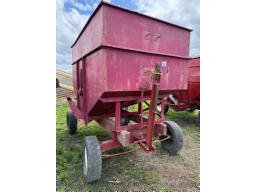 boite à grain 5 tonnes sur voiture 4 roues avec rehausse 