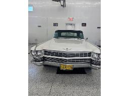  Cadillac Série 62 DeVille