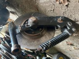 8 disques à engrais Ausherman pour no-till ( article localisé à la ferme du consignataire  tel: 514-444-7721)