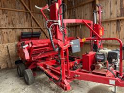 enrobeuse Anderson SB780 pour balles carr&eacute;es avec moteur Honda 390, contr&ocirc;le &agrave; distance- comme neuve (5000 balles); 