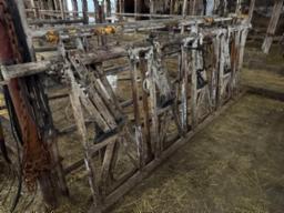  2 Cosnet livestock head-lock gate , 4 heads,  adjustable 10 ft;