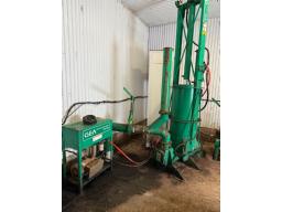 GEA Houle Electro Mix manure system w/hydraulic pump 7.5Hp