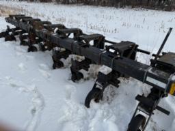 Hiniker corn cultivator 8 row 3 pth;