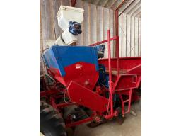 Gruse planter 4 rows, fertilizer auger