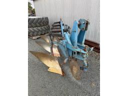 Overum Sweeden plow, spring reset, 3 furrow, 3 pth