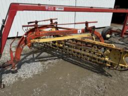 N.H. 258 hay rake 
