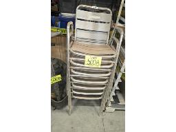 LOT DE (7) CHAISES EN ALUM.