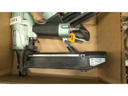 LOT COMPRENANT BROCHEUSE PNEUMATIQUE "METABO", HPT