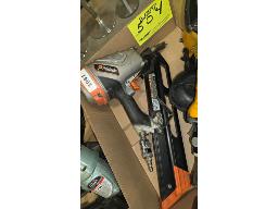 LOT DE (3) CLOUEUSES DONT (2) &Agrave; COIL "BOSTITCH" ET