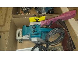 LOT COMPRENANT (1) SABLEUSE &Agrave; BANDE "MAKITA", 9924