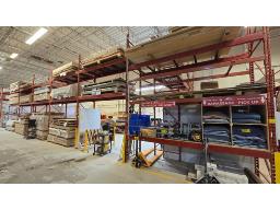 LOT DE (6) SECTIONS D'&Eacute;TAG&Egrave;RE TYPE READY RACK, (7)