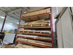 SECTION D'&Eacute;TAG&Egrave;RE, (2) MONTANTS VERTICAUX 16' X 42