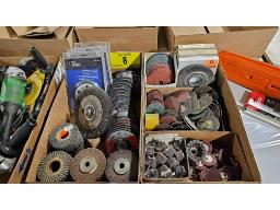 LOT DE MEULES, DISQUES, BROSSES DE POLISSAGE ET ME