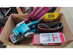 SABLEUSE &Agrave; RUBAN "MAKITA" 3" X 24", 120 VOLTS, 7.8