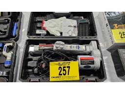 CRIC D'AUTO &Eacute;LECTRIQUE 12 VOLTS