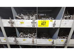 LOT D'ENV. (5718) T&Ecirc;TES DE POTEAU ET APPLIQU&Eacute;S