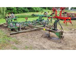 VIBROCULTEUR, HERSE DE FINITION MOD. JD., 21', NIV