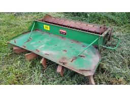 TABLE &Agrave; COUTEAUX ROTATIFS