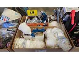 LOT COMPRENANT (2) PISTOLETS &Agrave; PEINTURE, (1) PISTO