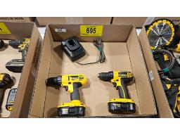 LOT DE (2) PERCEUSES DEWALT, 18 V, AVEC CHARGEUR