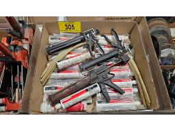 LOT COMPRENANT (3) PISTOLETS &Agrave; &Eacute;POXY ET PLUSIEURS 