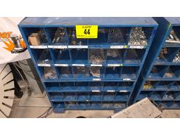 CASIER &Agrave; BOULONS ET &Eacute;CROUS 36 CASES ET CONTENU