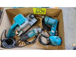 LOT COMPRENANT RECTIFIEUSE, SABLEUSE ET PERSEUSE M