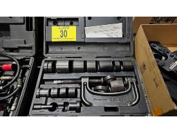 EXTRACTEUR BJP1-MASTER BALL & U-JOINT SET SNAP-ON 