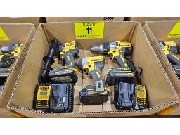 LOT DE (2) PERCEUSES, (1) VISSEUSE DEWALT 20 V AVE