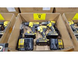 LOT DE (2) PERCEUSES, (1) VISSEUSE DEWALT 20 V AVE