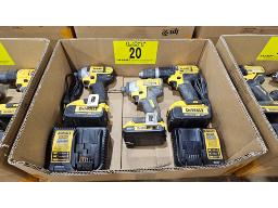 LOT DE (1) PERCEUSE, (2) VISSEUSES IMPACT, AVEC 3 
