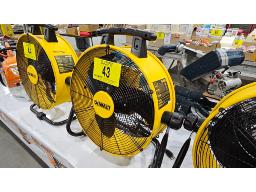 LOT DE (1) VENTILATEUR PORTATIF DEWALT, 18", MOD. 