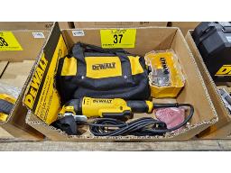 LOT DE (1) OSCILLATEUR &Eacute;LECTRIQUE DEWALT AVEC ACCE