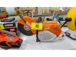 LOT DE (1) SCIE &Agrave; B&Eacute;TON &Agrave; ESSENCE STIHL TS 710I