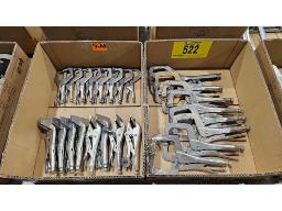 LOT COMPRENANT (2) BO&Icirc;TES DE VISE-GRIP EN C DONT &plusmn;