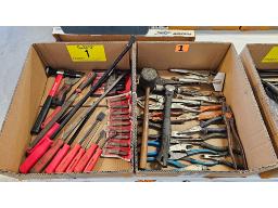 LOT DE (2) BO&Icirc;TES DE VISE-GRIP, BARRE DE FORCE SNA
